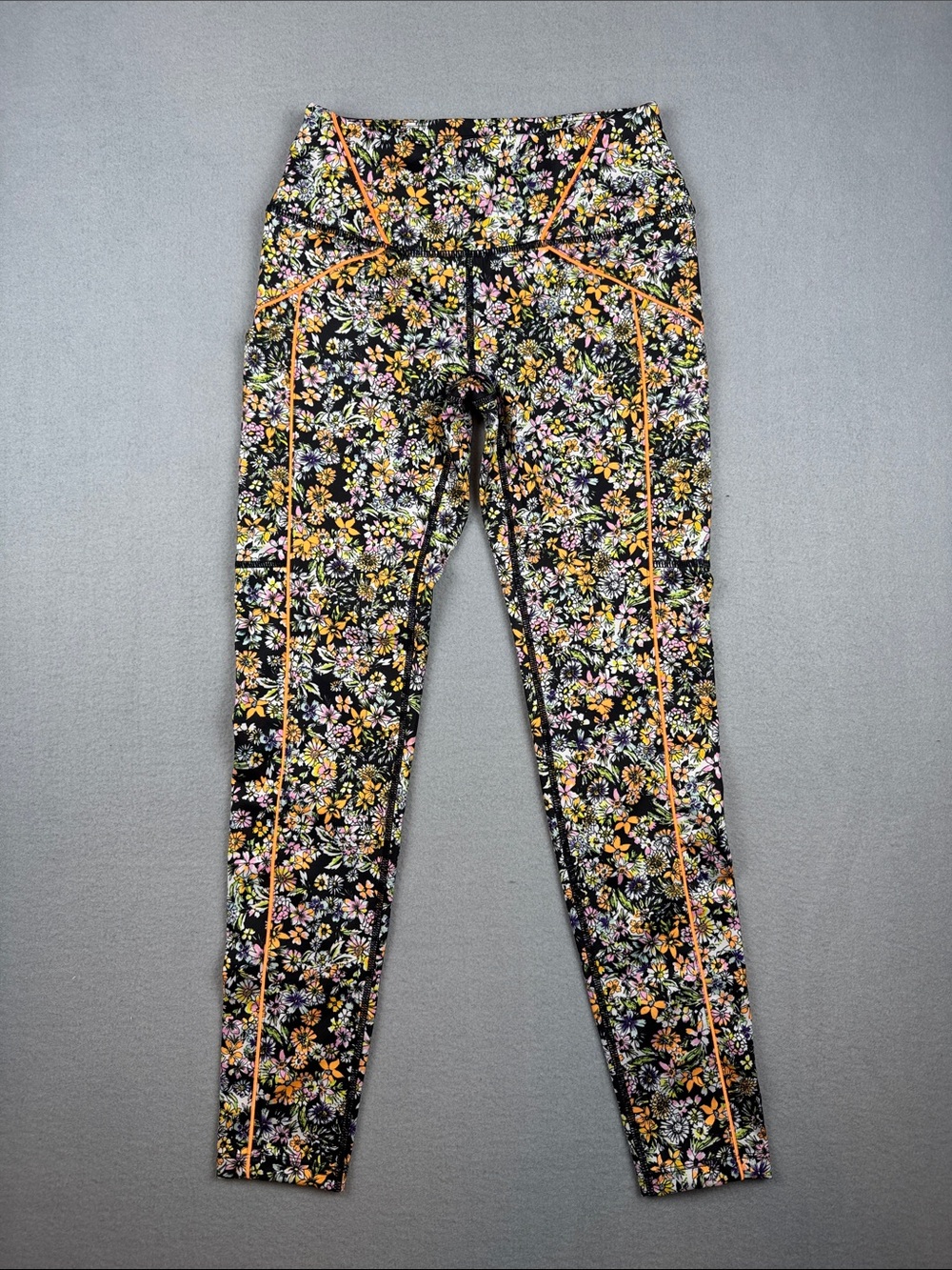 FP Movement Floral Leggings
Size: XS